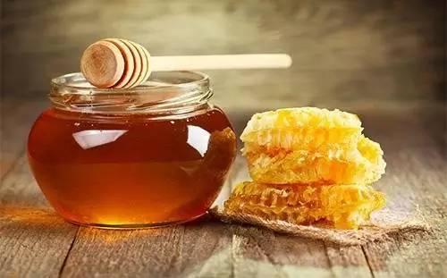 阿胶配蜂蜜，养血生津、延年益寿！