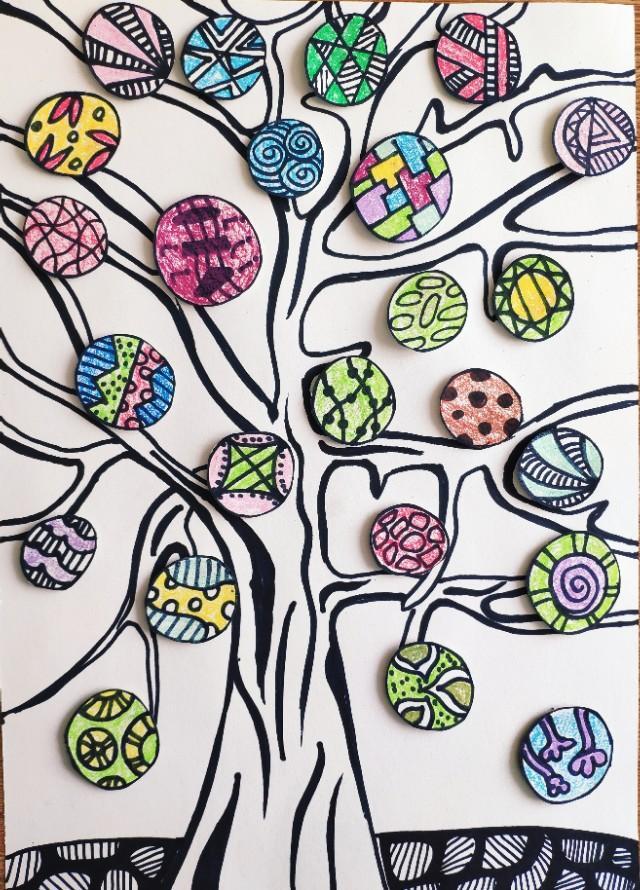 少儿线描课件教程：大树主题创意线描，春天的大树也可以五彩缤纷