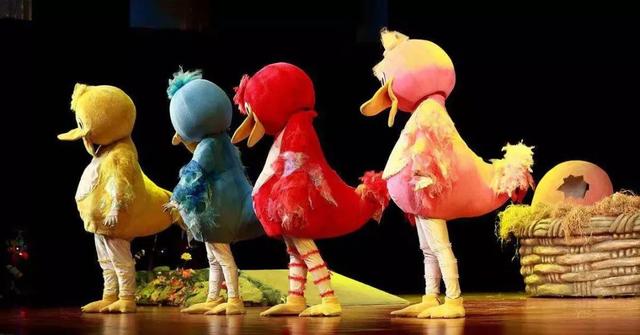 义马80后家长们，儿童话剧《丑小鸭》即将登陆义马，相信你和孩子都是第一次！