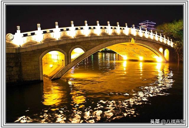 赵州桥是世界桥梁工程史上的“敞肩拱”的首创