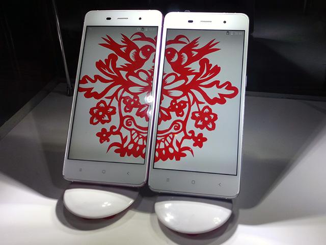 葫芦情侣手机发布：红海时代该怎么造手机