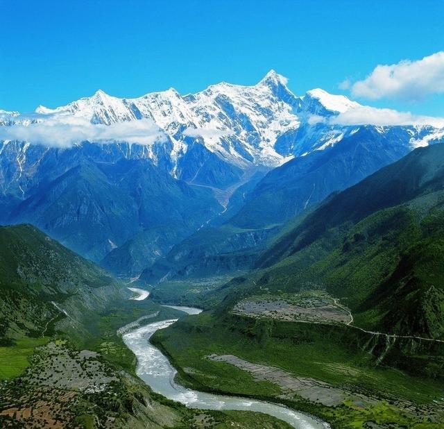 世界第一大峡谷——雅鲁藏布大峡谷